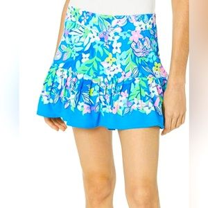 Lilly Pulitzer, Size Small
Taye Skort UPF 50+